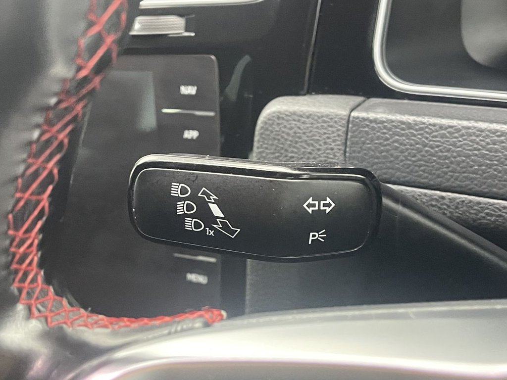 Used Volkswagen Golf 2018 for sale - 76454650: Photo 21