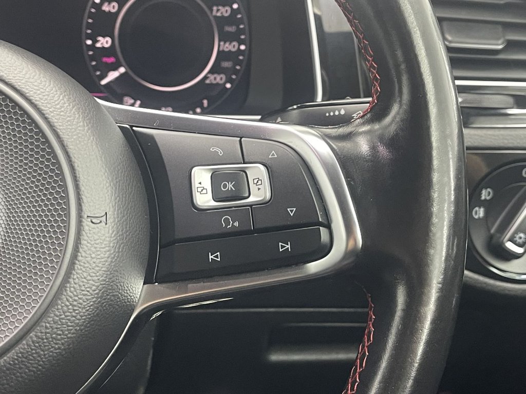 Used Volkswagen Golf 2018 for sale - 76454650: Photo 25