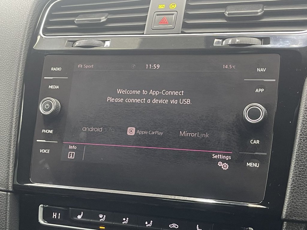 Used Volkswagen Golf 2018 for sale - 76454650: Photo 29