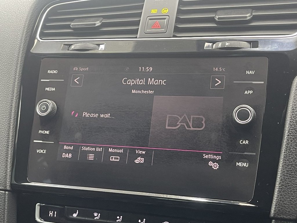 Used Volkswagen Golf 2018 for sale - 76454650: Photo 30