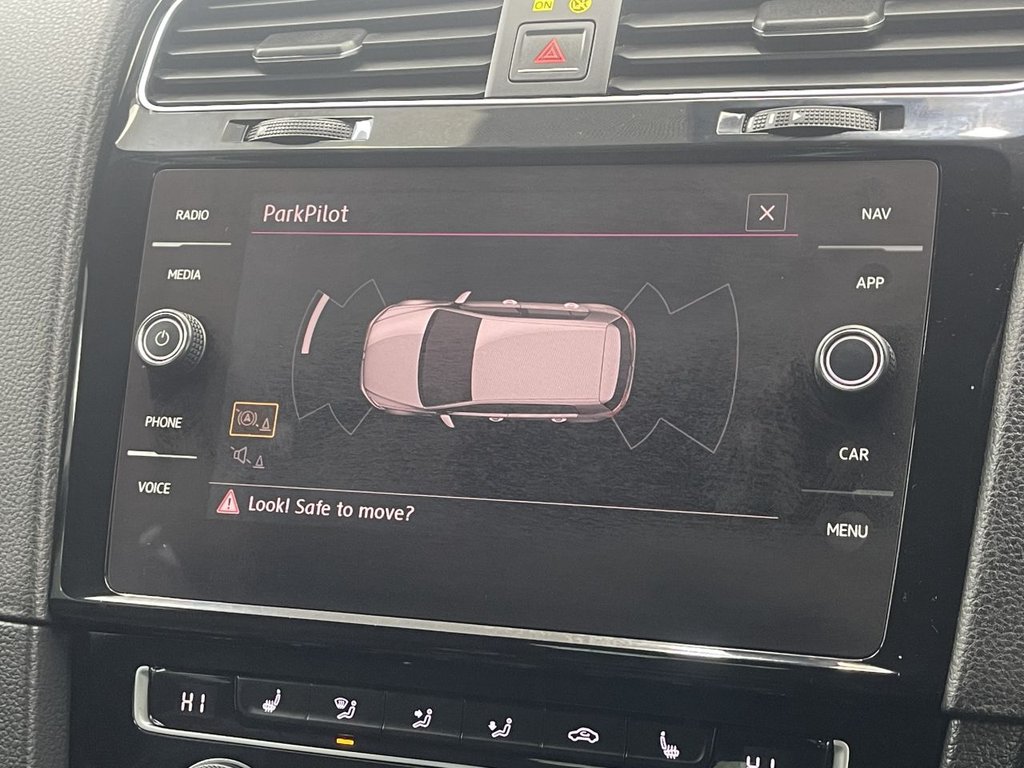 Used Volkswagen Golf 2018 for sale - 76454650: Photo 31