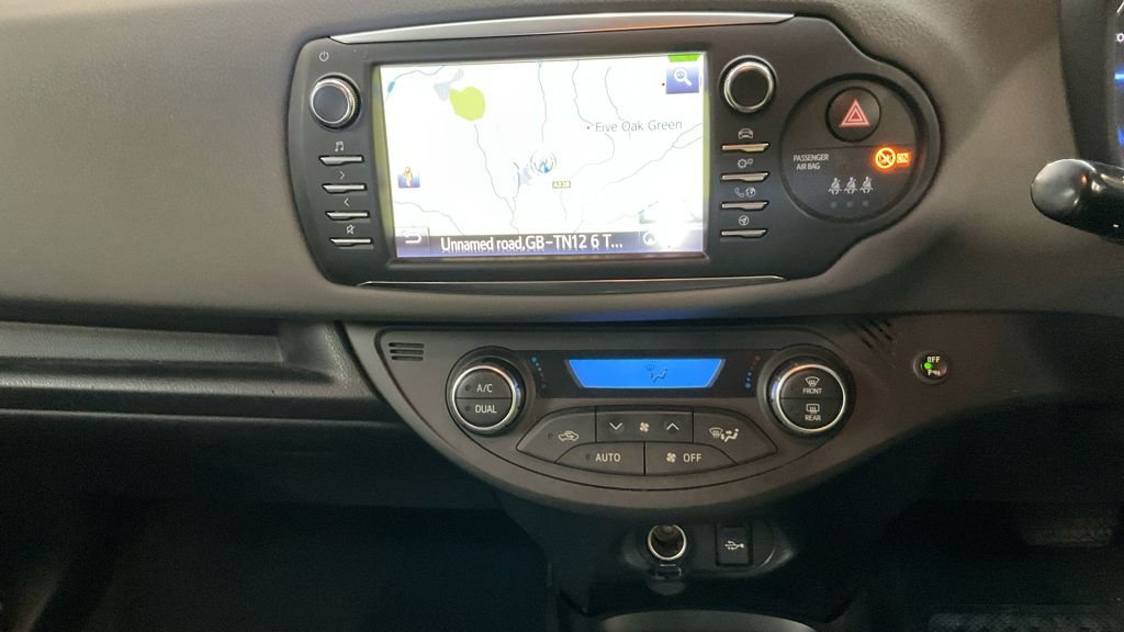 Used Toyota Yaris 2017 for sale - 77991201: Photo 3