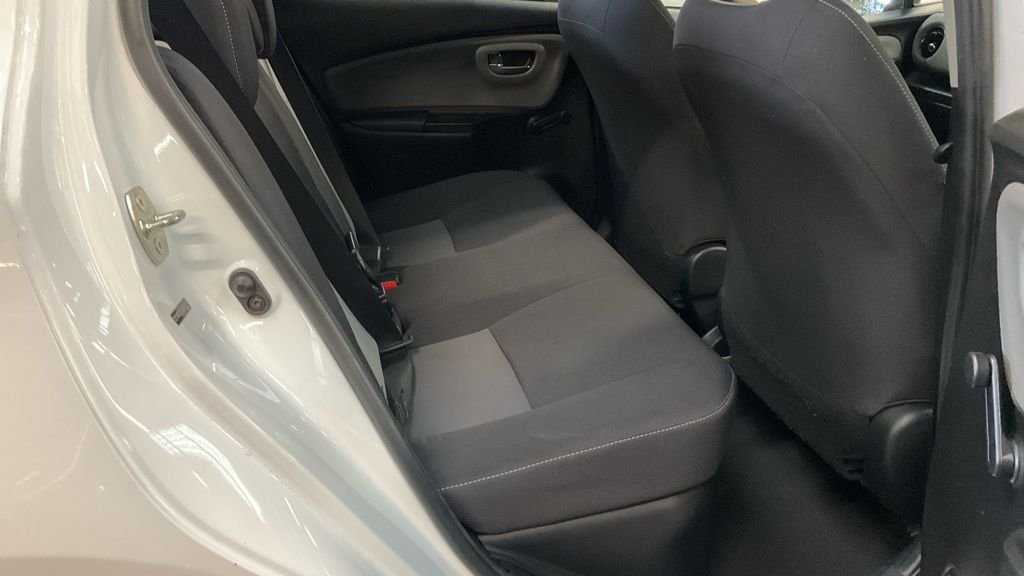 Used Toyota Yaris 2017 for sale - 77991201: Photo 9