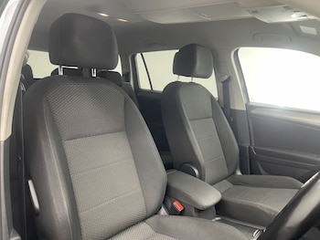 Used Volkswagen Tiguan Allspace 2018 for sale - 76010319: Photo 2