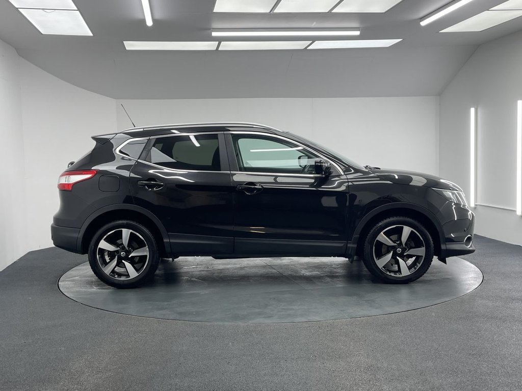 Used Nissan Qashqai 2016 for sale - 77383829: Photo 13