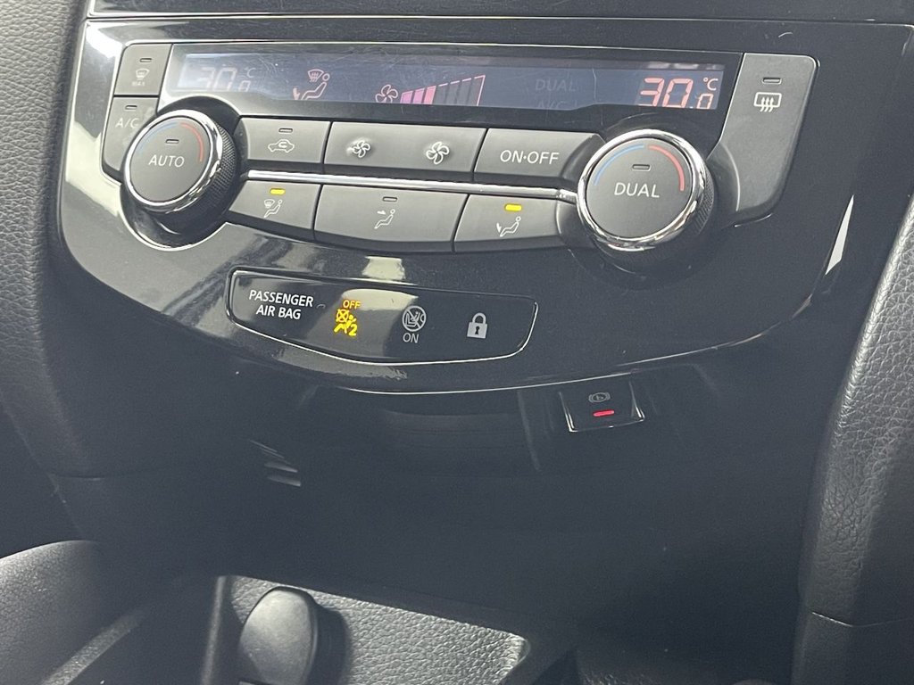 Used Nissan Qashqai 2016 for sale - 77383829: Photo 32