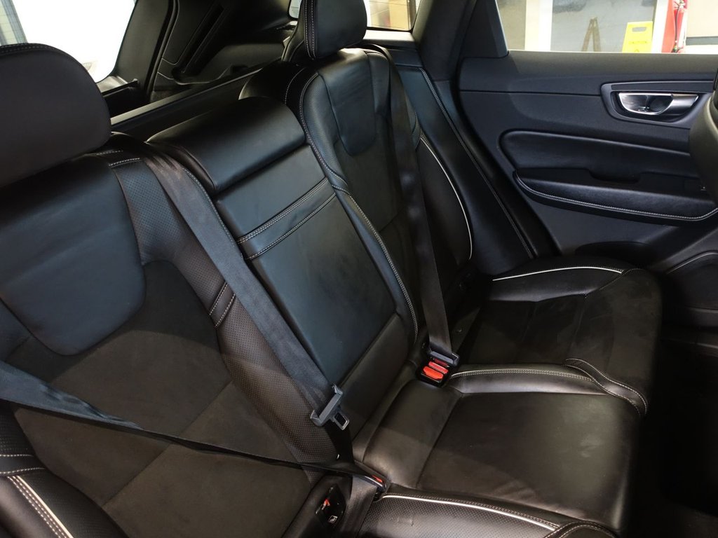 Used Volvo XC60 2018 for sale - 77027234: Photo 15