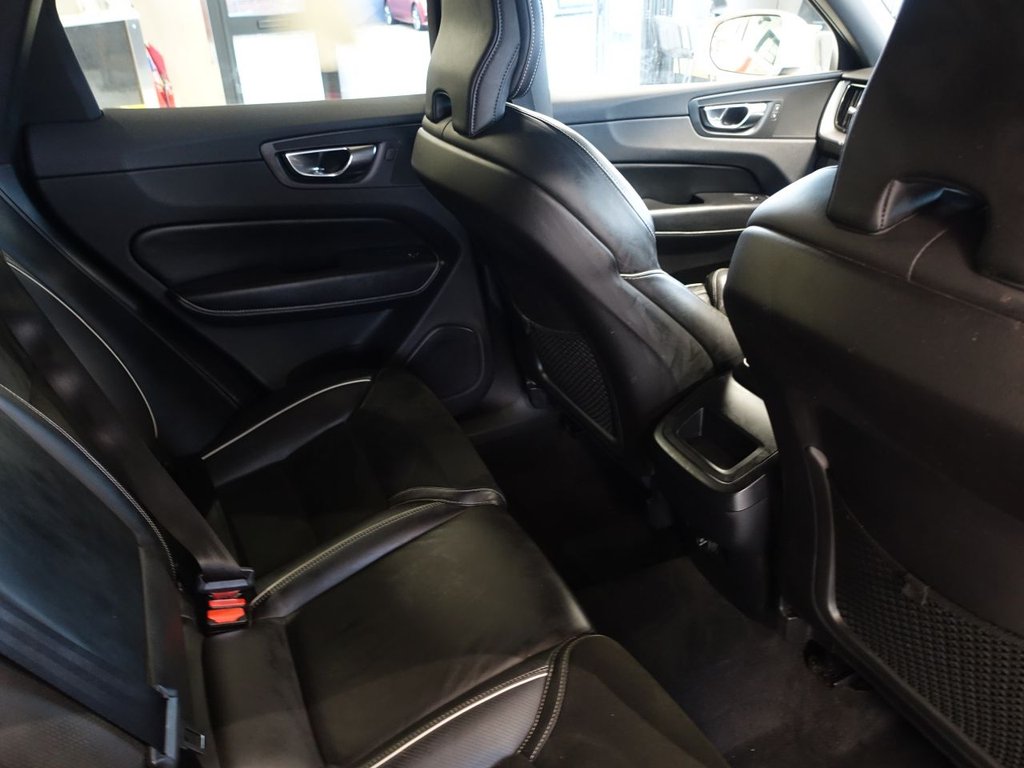 Used Volvo XC60 2018 for sale - 77027234: Photo 16