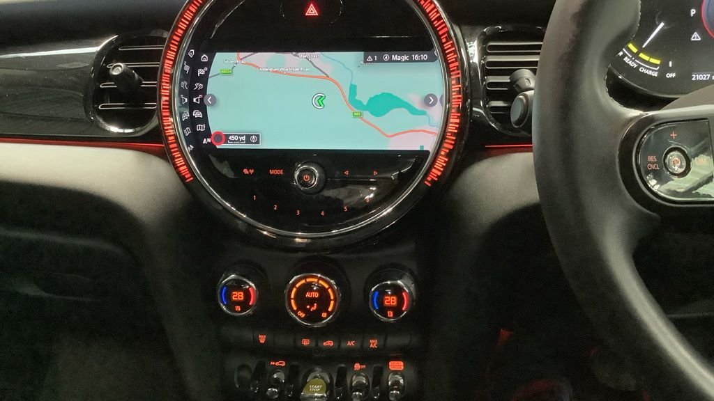 Used MINI Hatch 2021 for sale - 77976284: Photo 7