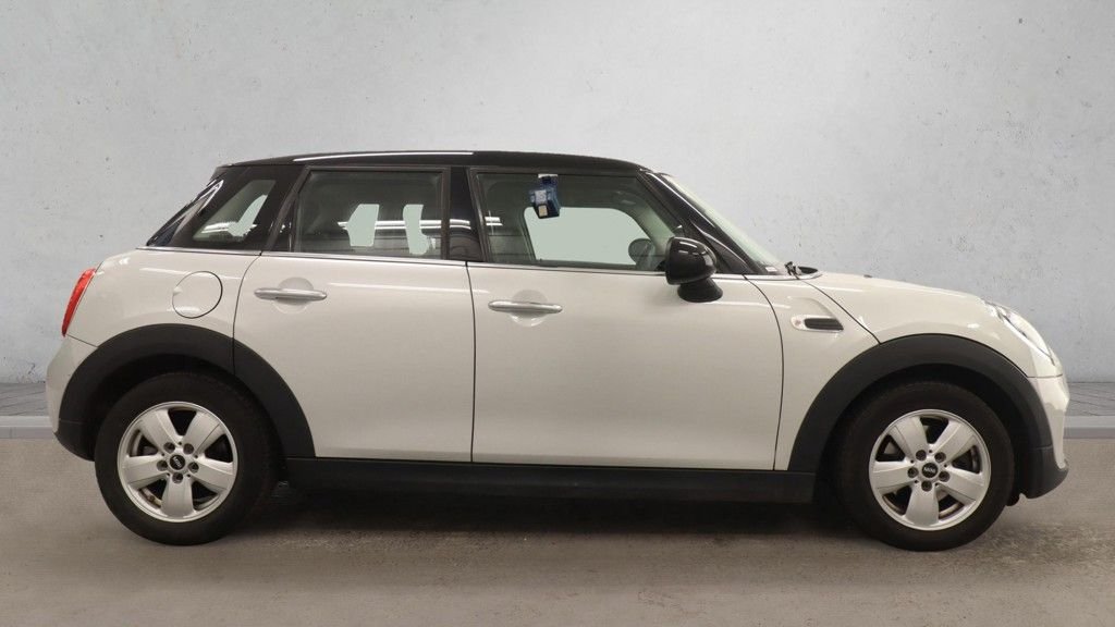 Used MINI Hatch 2018 for sale - 76803751: Photo 8