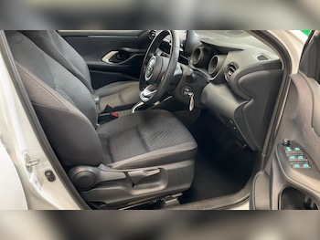 Used Toyota Yaris 2023 for sale - 76291724: Photo 2