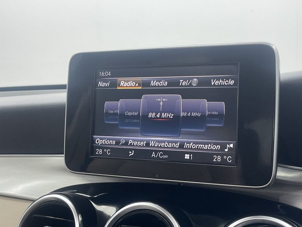 Used Mercedes-Benz GLC 2017 for sale - 76586625: Photo 30