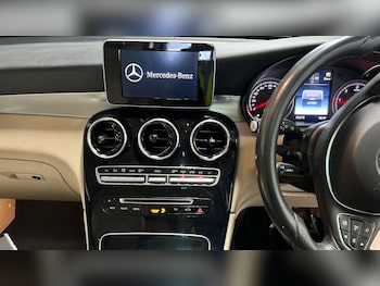 Used Mercedes-Benz GLC 2017 for sale - 76586625: Photo