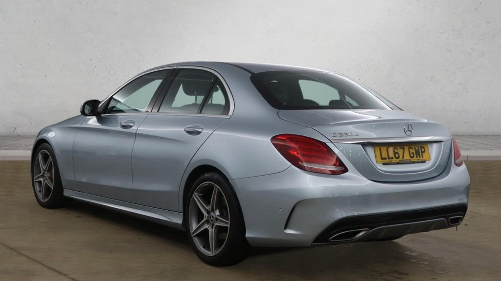 Used Mercedes-Benz C Class 2018 for sale - 76900802: Photo 6