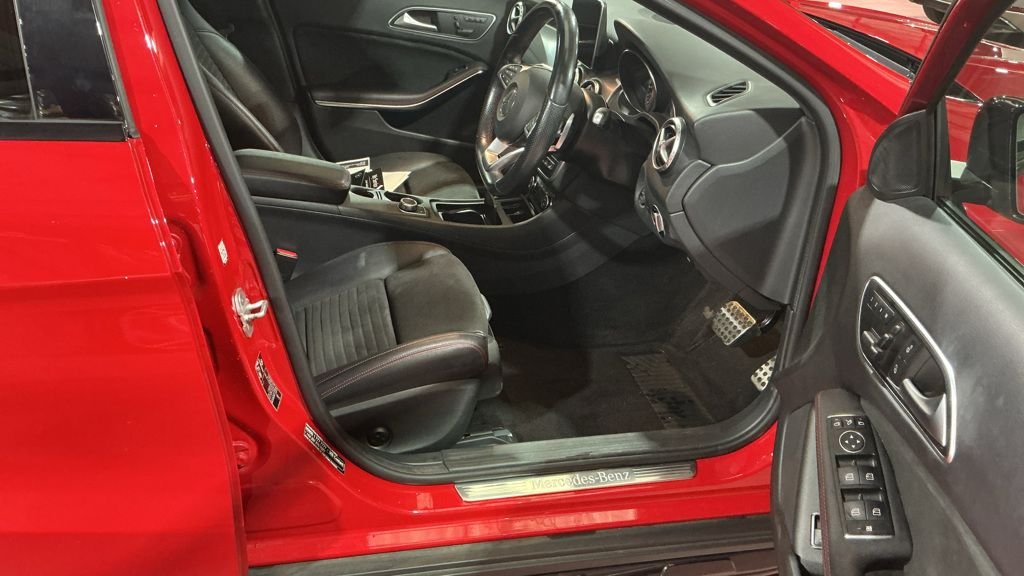 Used Mercedes-Benz GLA 2016 for sale - 76711071: Photo 2