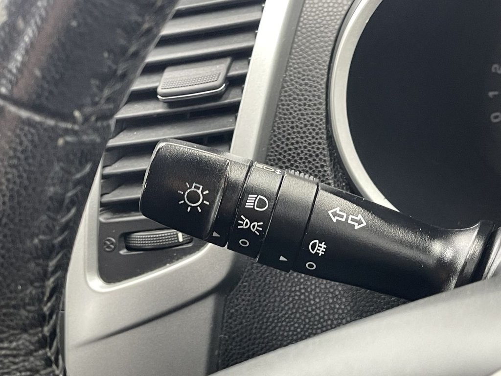 Used Kia Venga 2011 for sale - 77302025: Photo 21