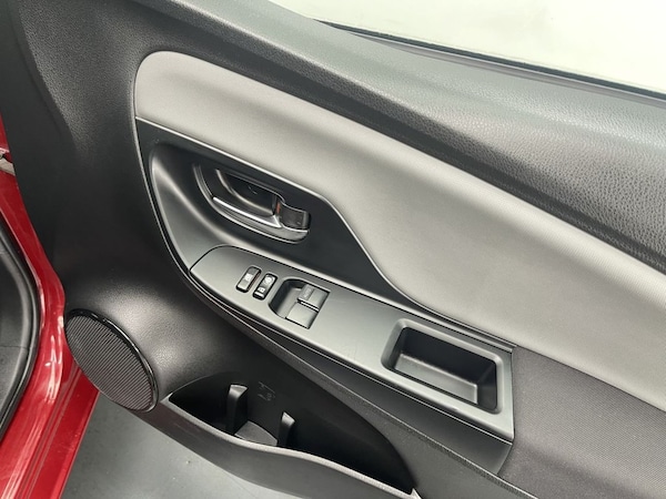 Used Toyota Yaris 2017 for sale - 75573035: Photo 18