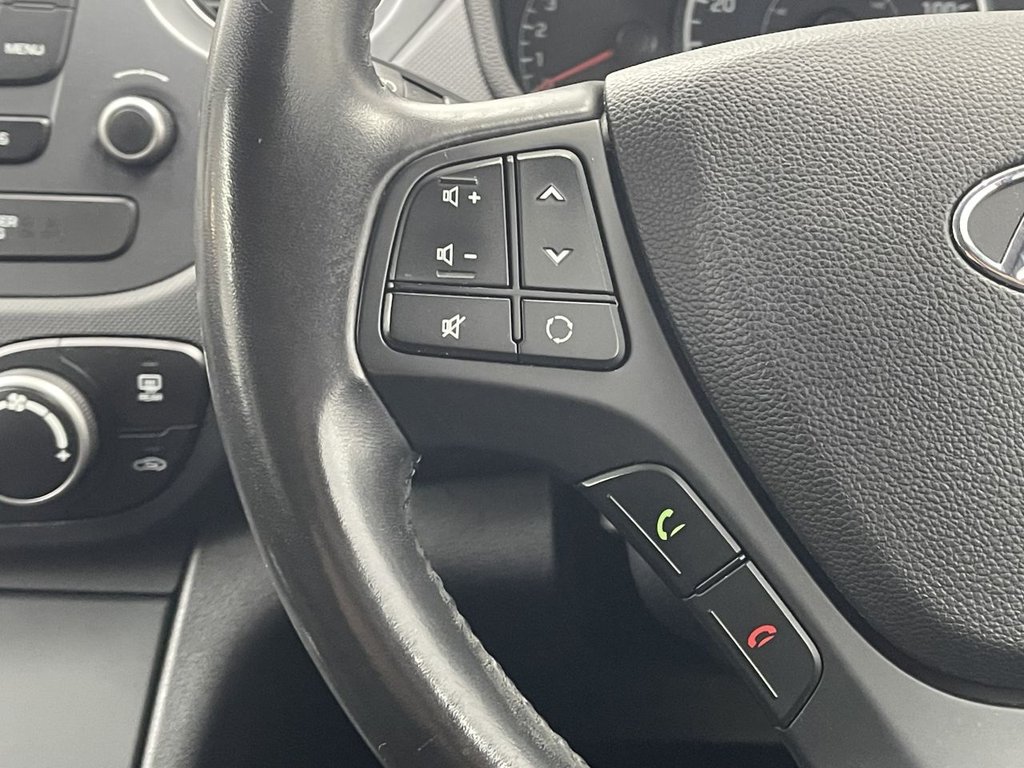 Used Hyundai i10 2018 for sale - 76655333: Photo 23