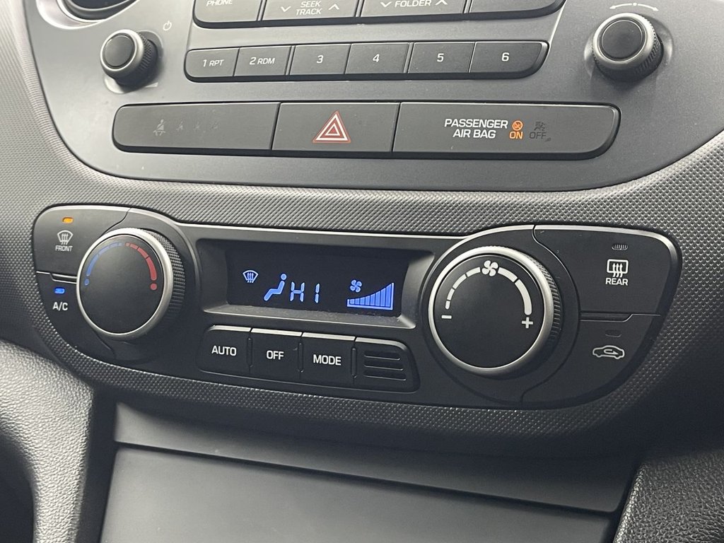 Used Hyundai i10 2018 for sale - 76655333: Photo 29