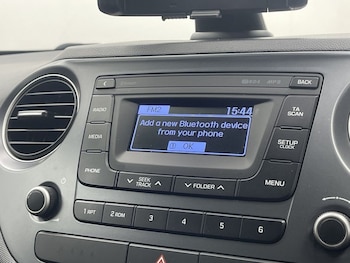 Used Hyundai i10 2018 for sale - 76655333: Photo