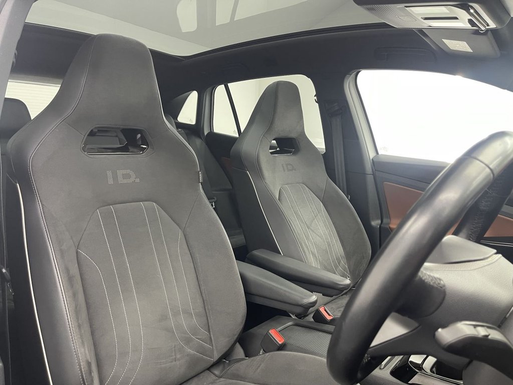 Used Volkswagen ID.4 2021 for sale - 77205505: Photo 2