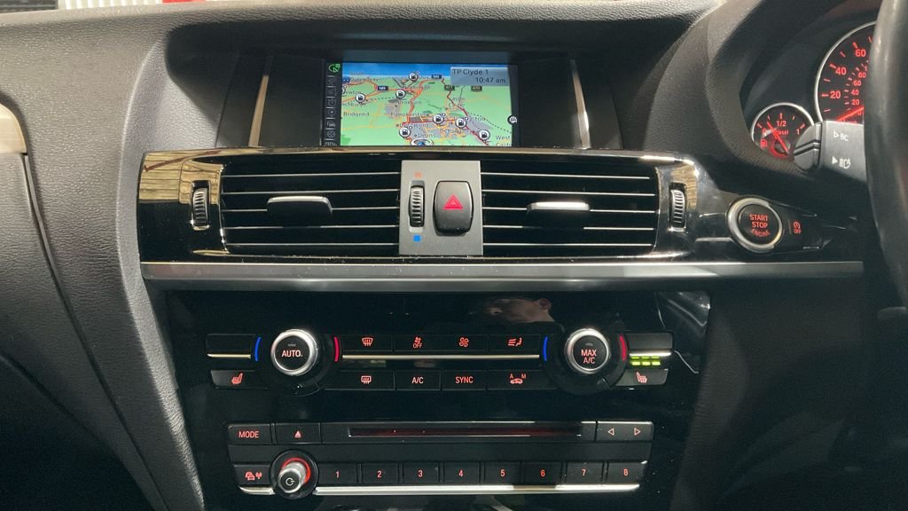 Used BMW X4 2018 for sale - 77608984: Photo 3