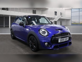 Used MINI Hatch 2019 for sale - 77072740: Photo
