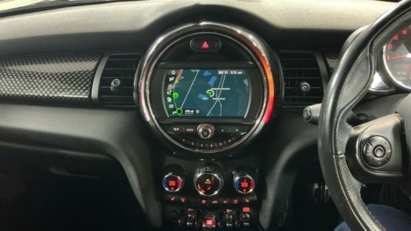 Used MINI Hatch 2019 for sale - 77072740: Photo 9