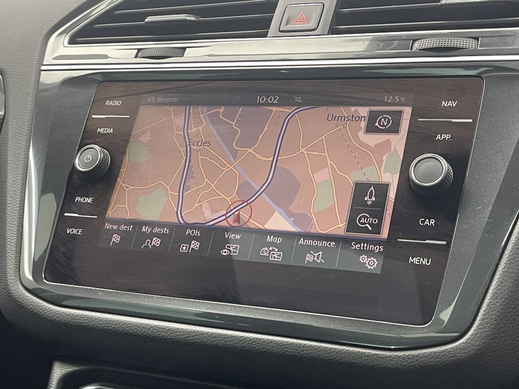 Used Volkswagen Tiguan 2017 for sale - 76841631: Photo 3