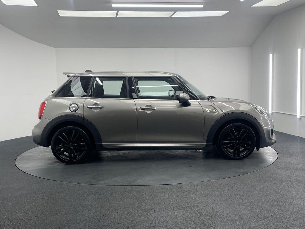 Used MINI Hatch 2018 for sale - 77621598: Photo 11