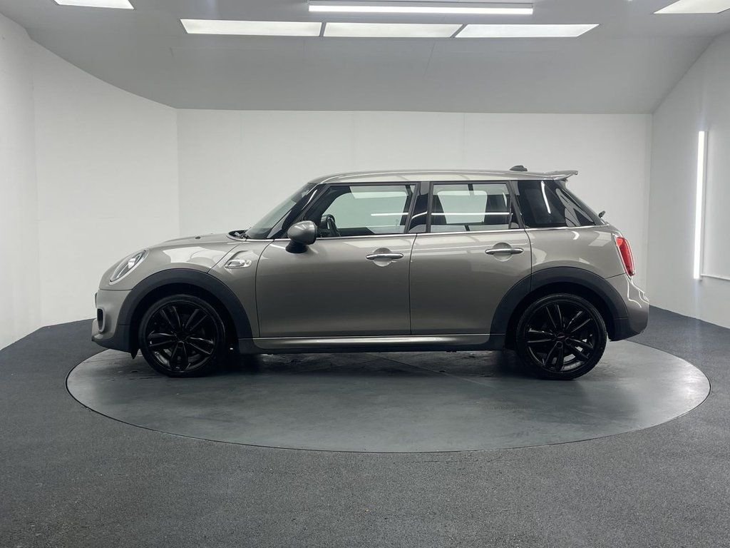 Used MINI Hatch 2018 for sale - 77621598: Photo 13