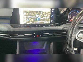 Used Volkswagen Golf 2021 for sale - 77133409: Photo