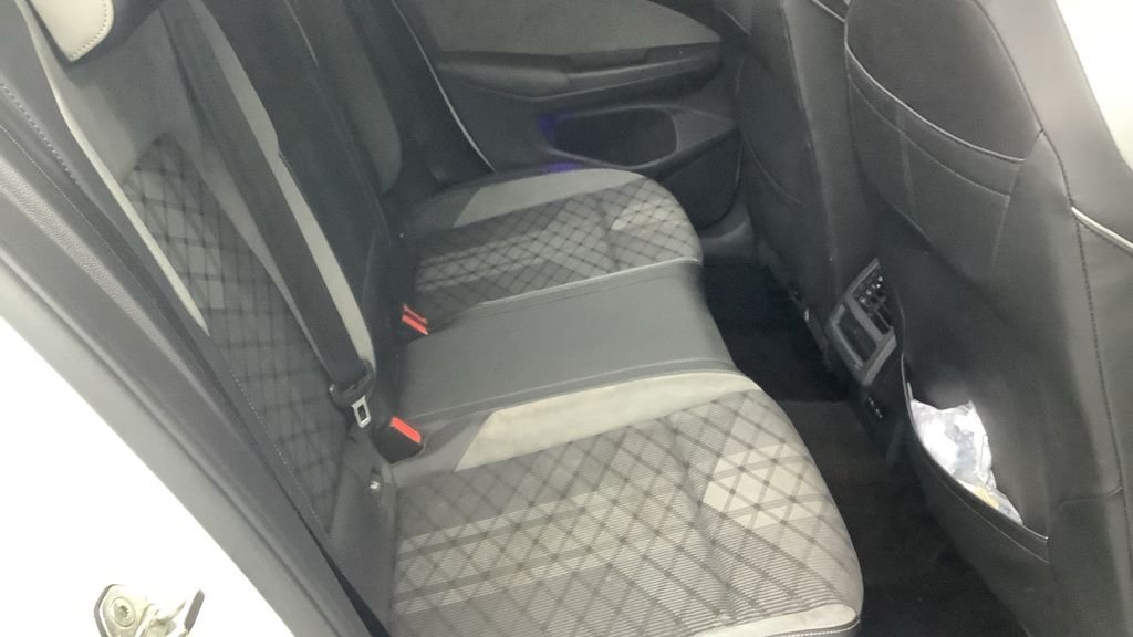 Used Volkswagen Golf 2021 for sale - 77133409: Photo 9