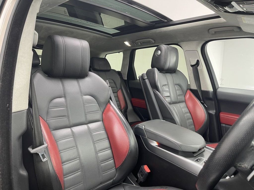 Used Land Rover Range Rover Sport 2017 for sale - 77328290: Photo 2