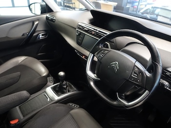 Used Citroen C4 Grand Picasso 2016 for sale - 77027112: Photo