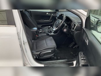 Used Kia Sportage 2020 for sale - 77765124: Photo