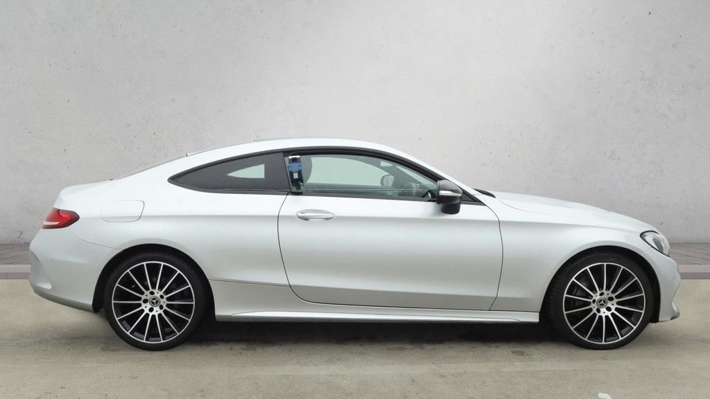 Used Mercedes-Benz C Class 2017 for sale - 76711120: Photo 8