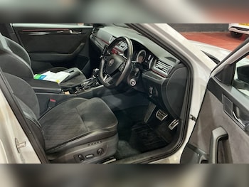 Used Skoda Superb 2019 for sale - 76291857: Photo 2