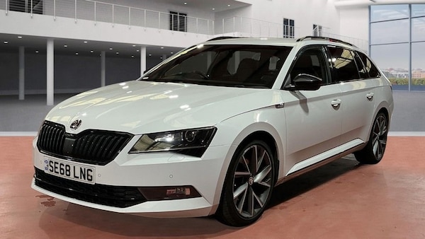 Used Skoda Superb 2019 for sale - 76291857: Photo 5