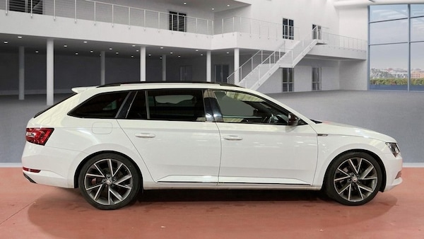 Used Skoda Superb 2019 for sale - 76291857: Photo 8