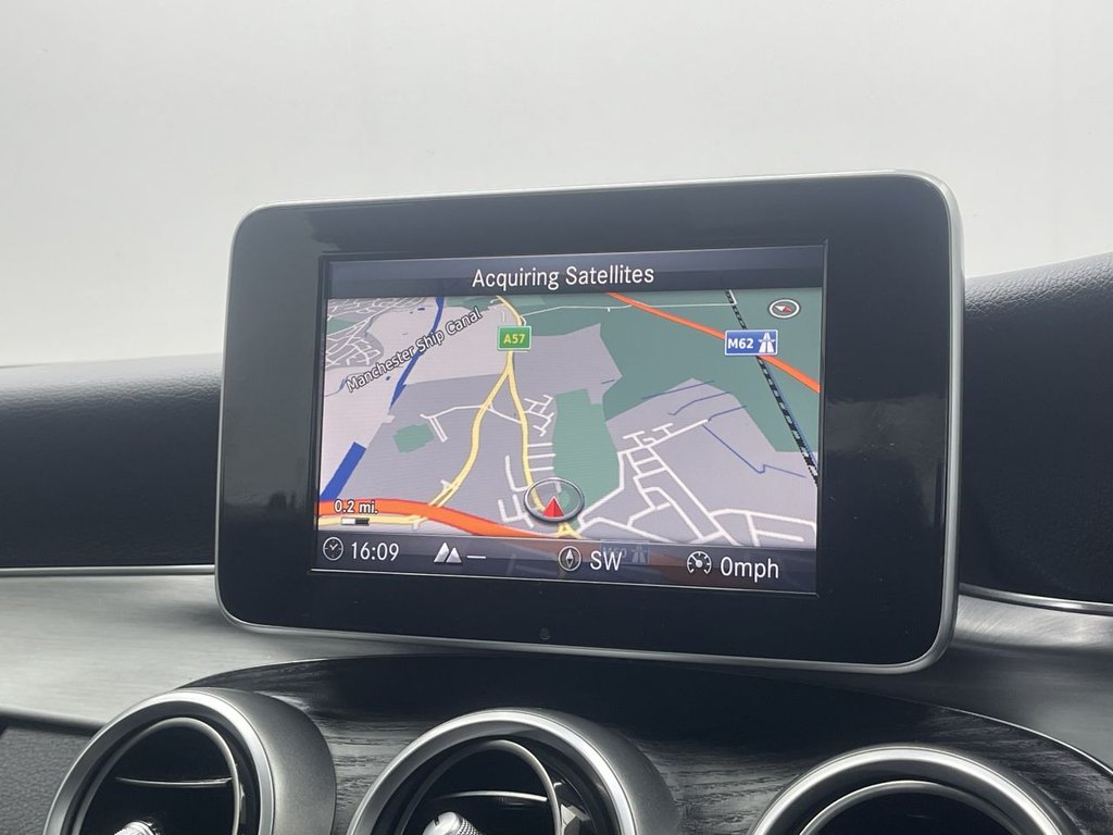 Used Mercedes-Benz C Class 2018 for sale - 76236025: Photo 3