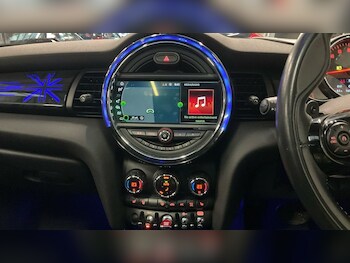 Used MINI Hatch 2018 for sale - 77520944: Photo