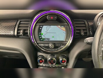 Used MINI Hatch 2018 for sale - 79584864: Photo