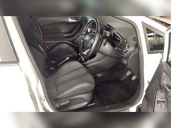 Used Ford Fiesta 2018 for sale - 77693038: Photo