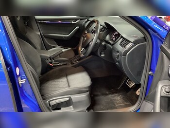 Used Skoda Octavia 2019 for sale - 77288419: Photo