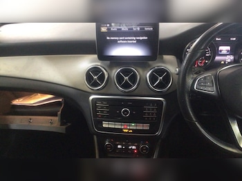 Used Mercedes-Benz GLA 2019 for sale - 78181371: Photo
