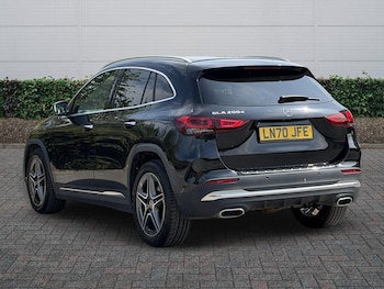 Used Mercedes-Benz GLA 2021 for sale - 78923893: Photo