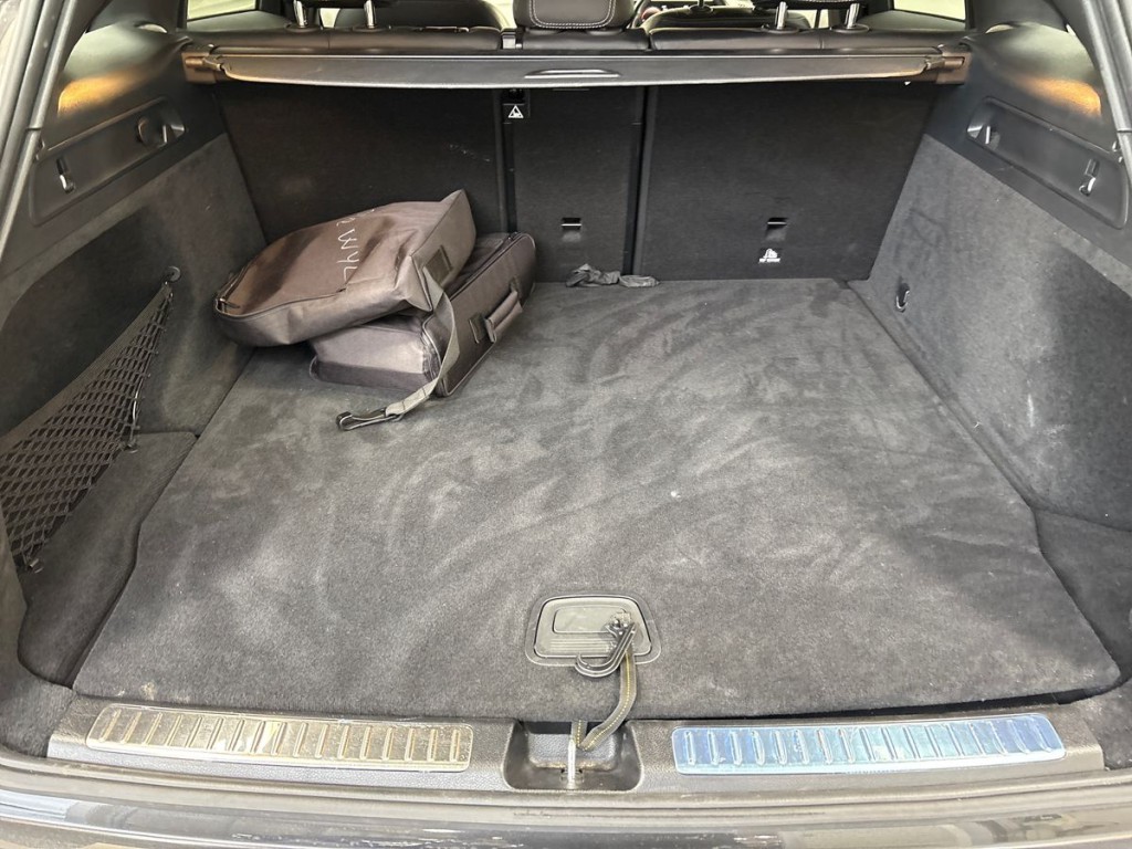 Used Mercedes-Benz EQC 2022 for sale - 76662343: Photo 4