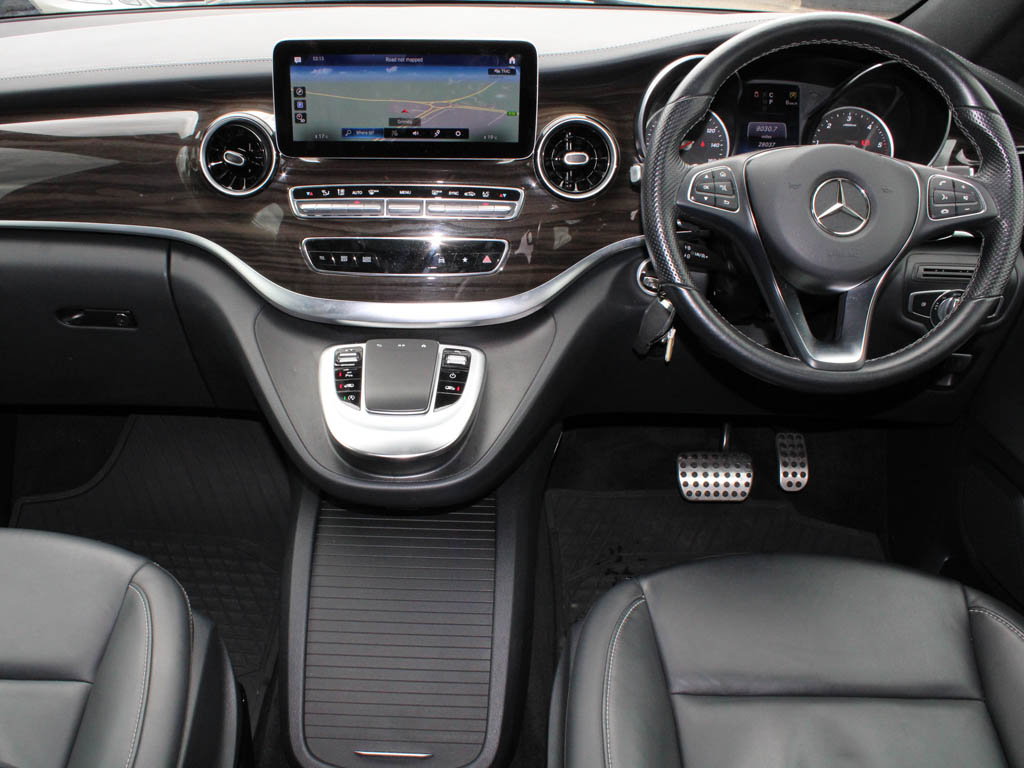 Used Mercedes-Benz V-Class 2022 for sale - 76434196: Photo 7