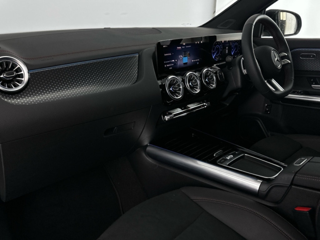 Used Mercedes-Benz EQA 2024 for sale - 76139722: Photo 8